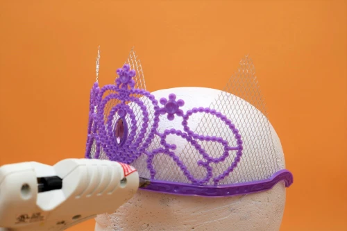 Learn how to make a real mermaid crown with seashells!  This post shows you exactly how to do it.